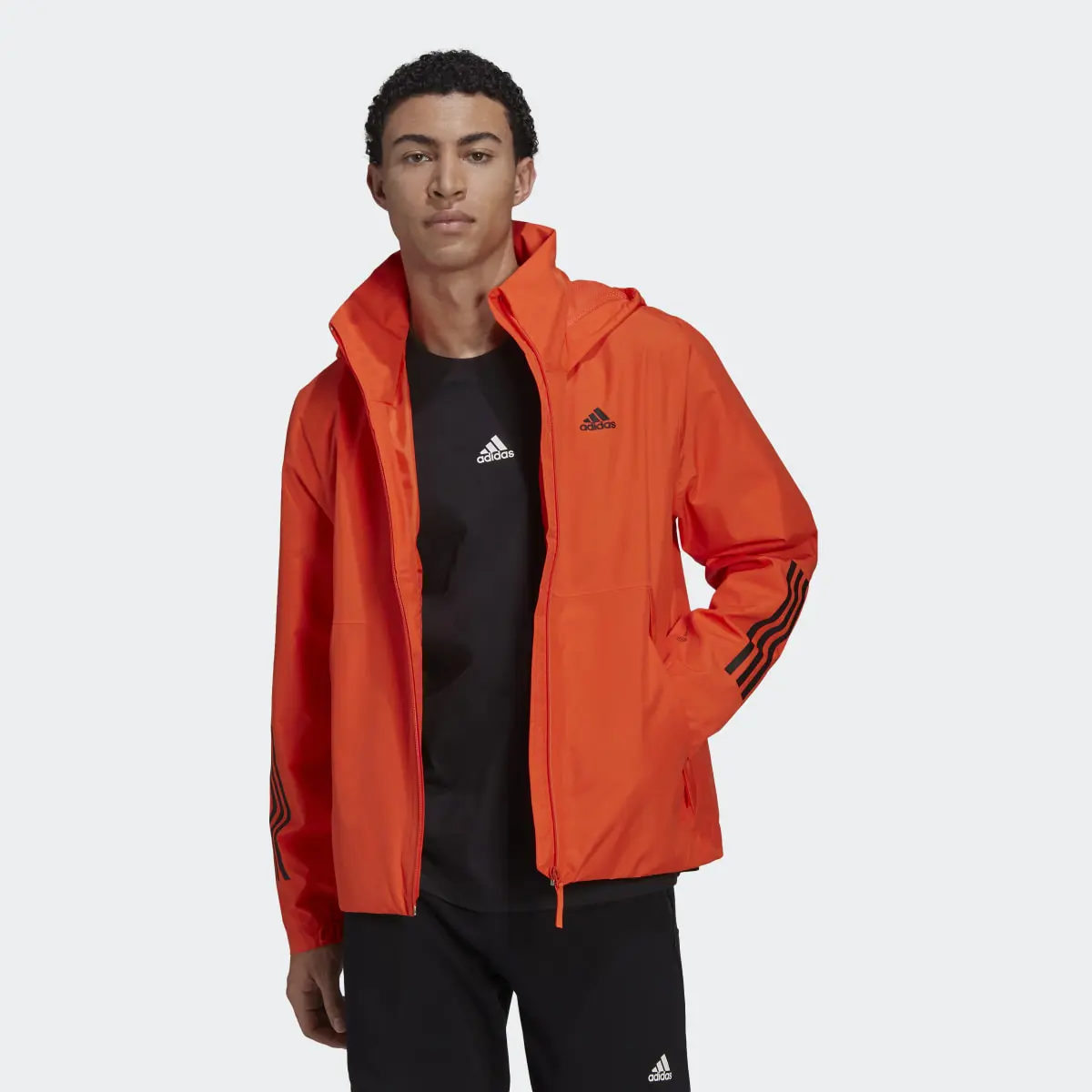 Adidas BSC 3-Streifen RAIN.RDY Regenjacke. 2