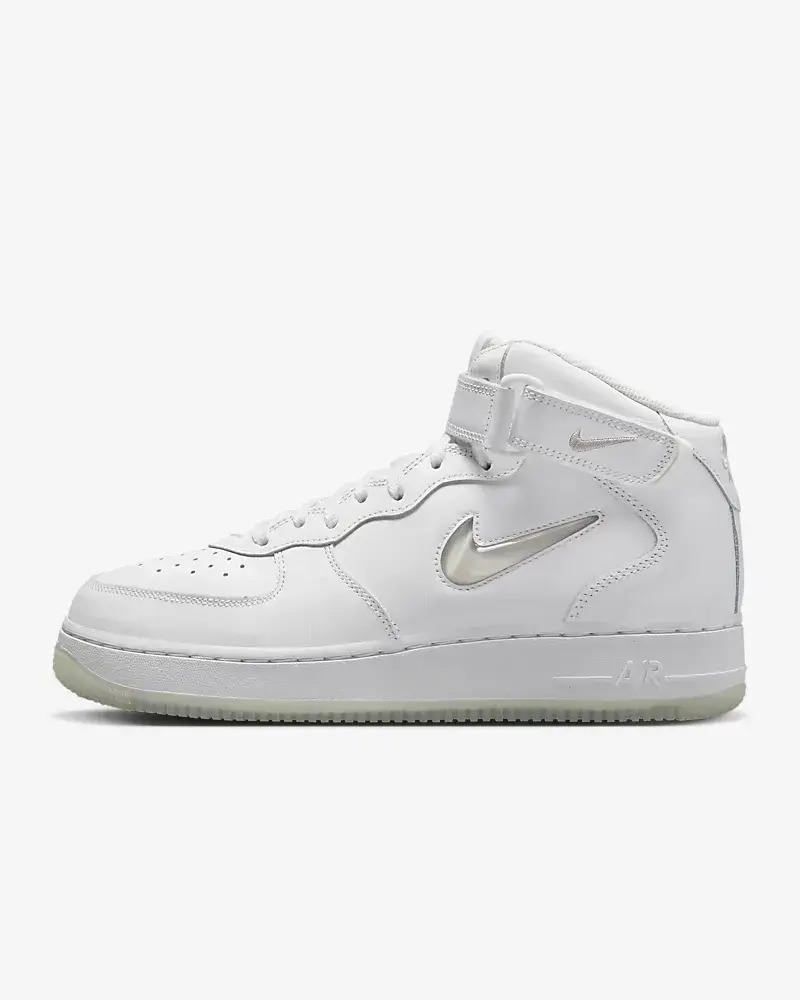 Nike Air Force 1 Mid '07. 1