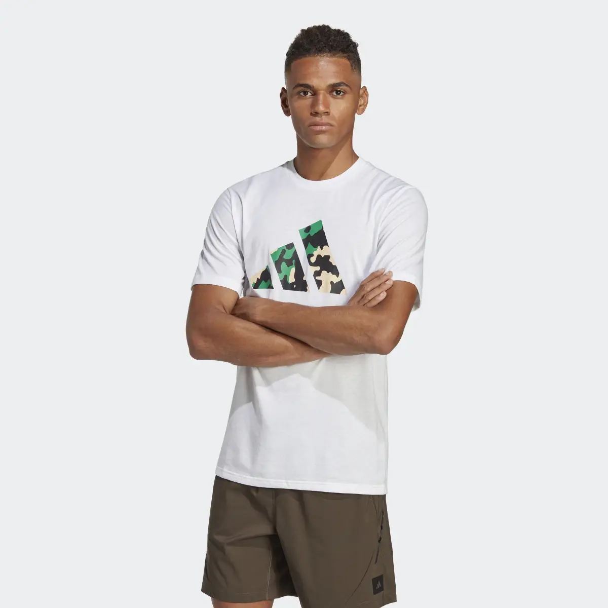 Adidas Playera De Entrenamiento Essentials Seasonal Logo. 2