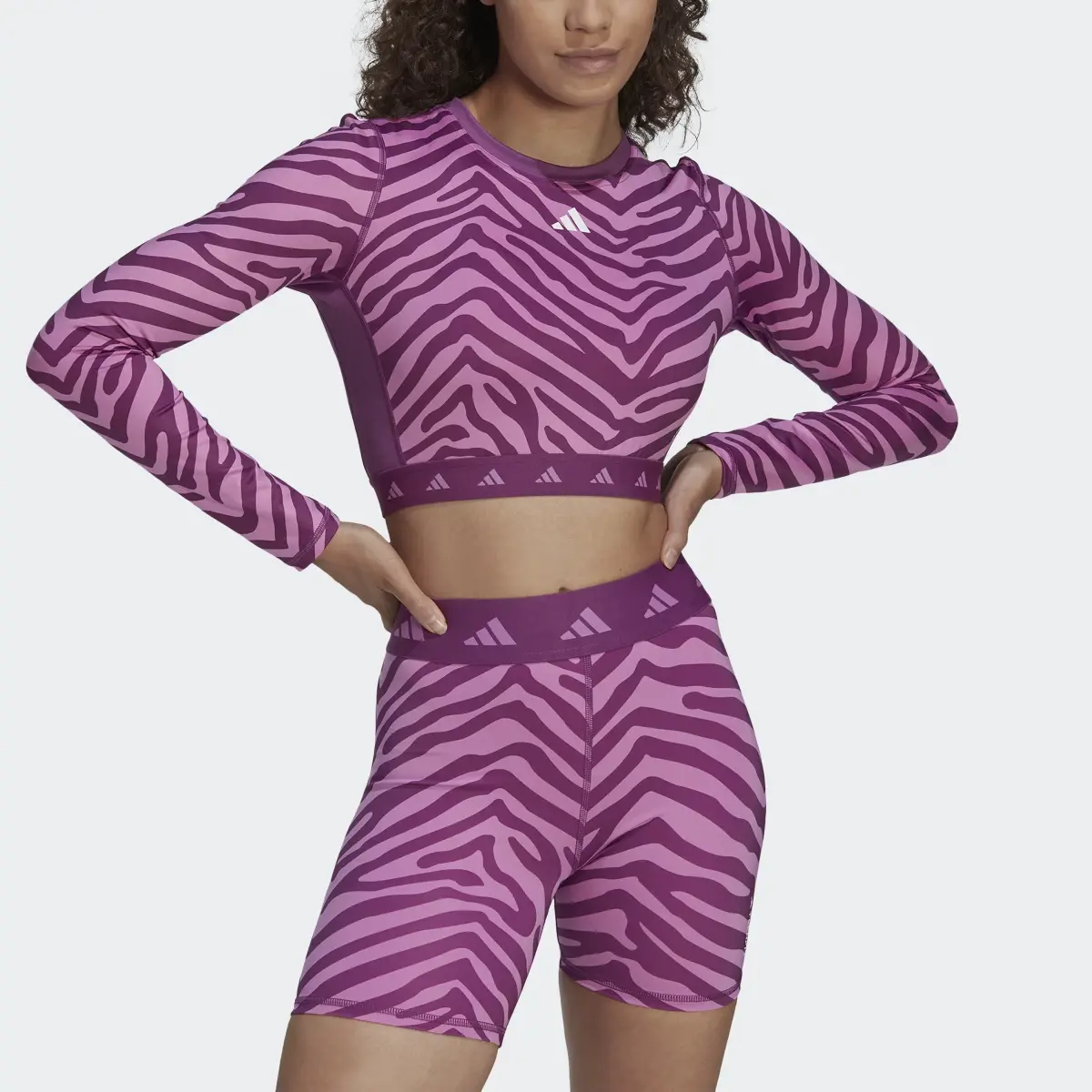 Adidas T-shirt court à manches longues Hyperglam Techfit Zebra. 1