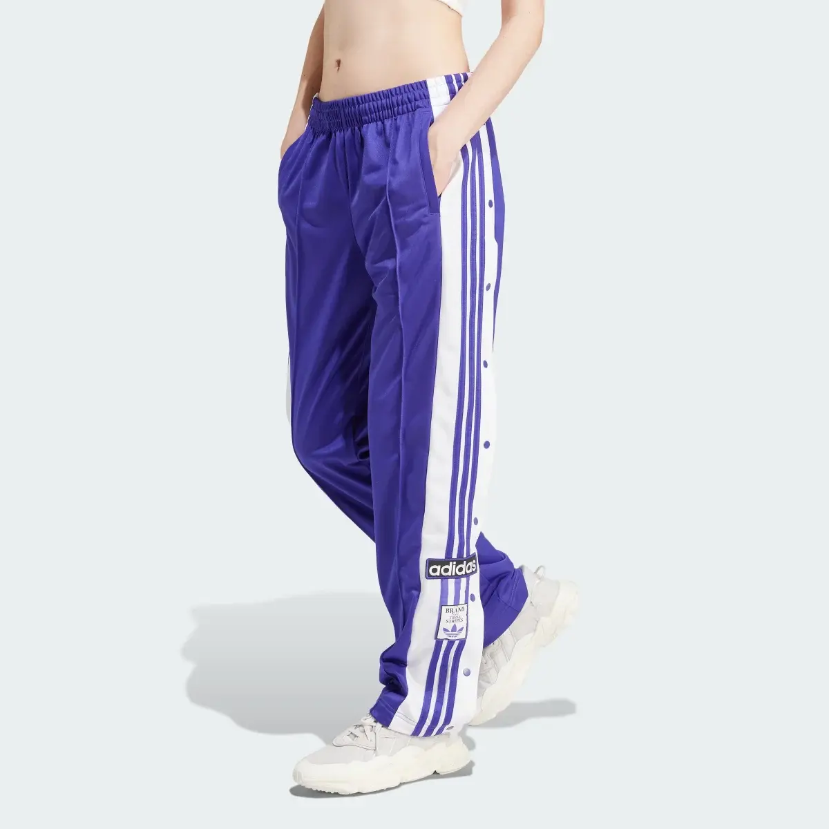 Adidas Sweatpants Button Popper Pants, Women's Fashion, Bottoms, Other  Bottoms on Carousell