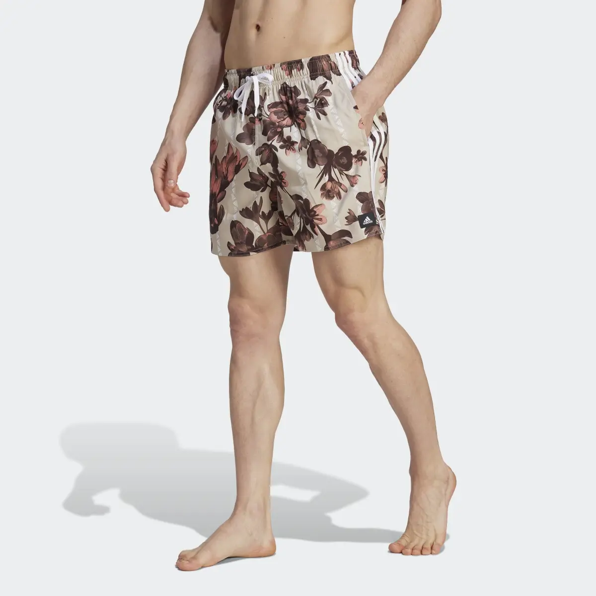 Adidas Short floral CLX coupe courte. 1