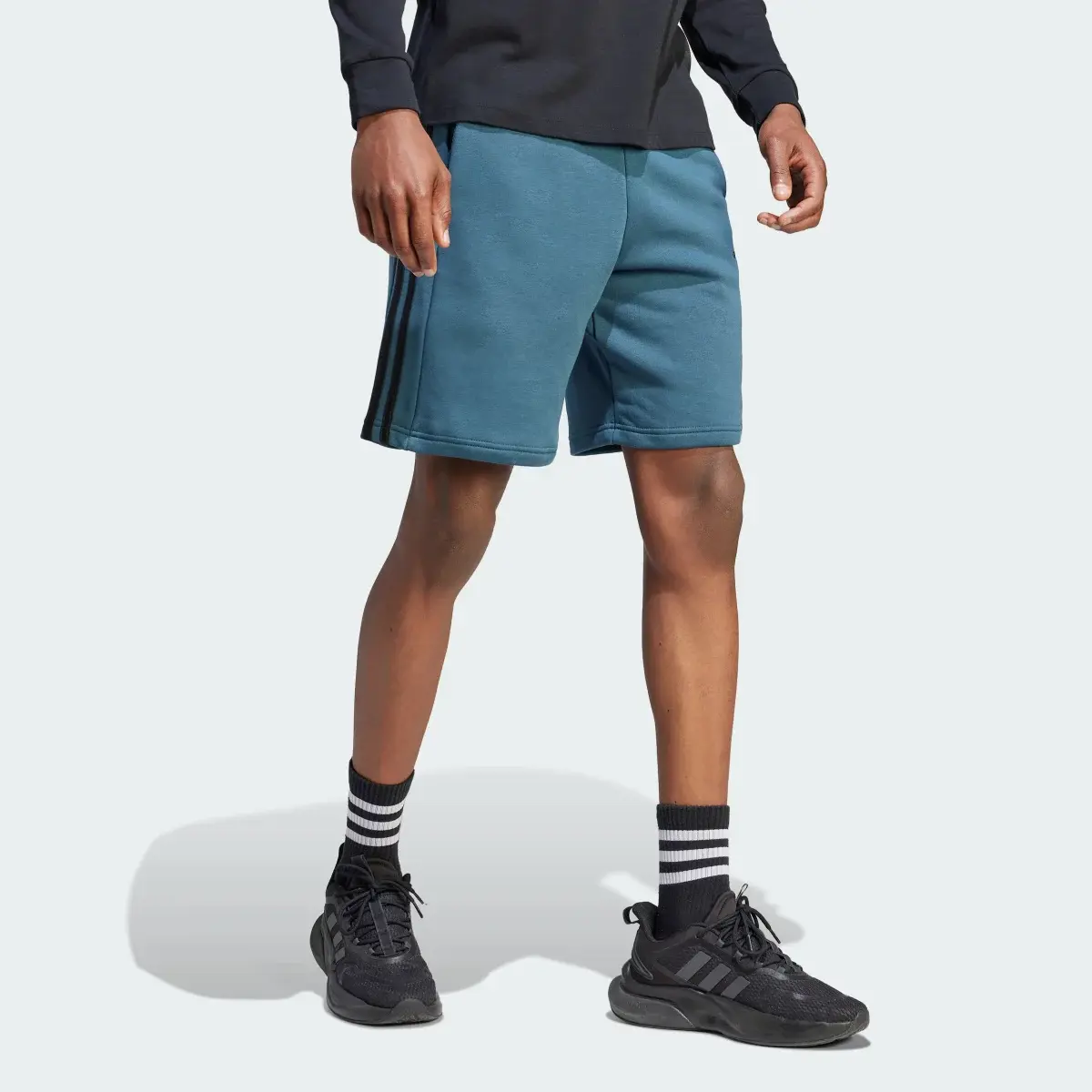 Adidas Essentials Fleece 3-Stripes Shorts. 3