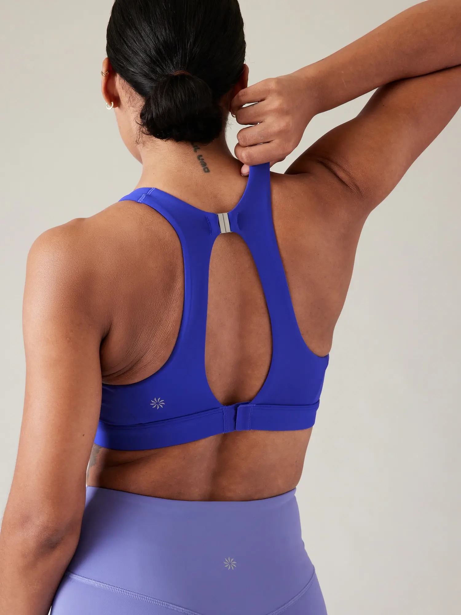 Athleta Ultimate Ease Bra D&#45DD blue. 1