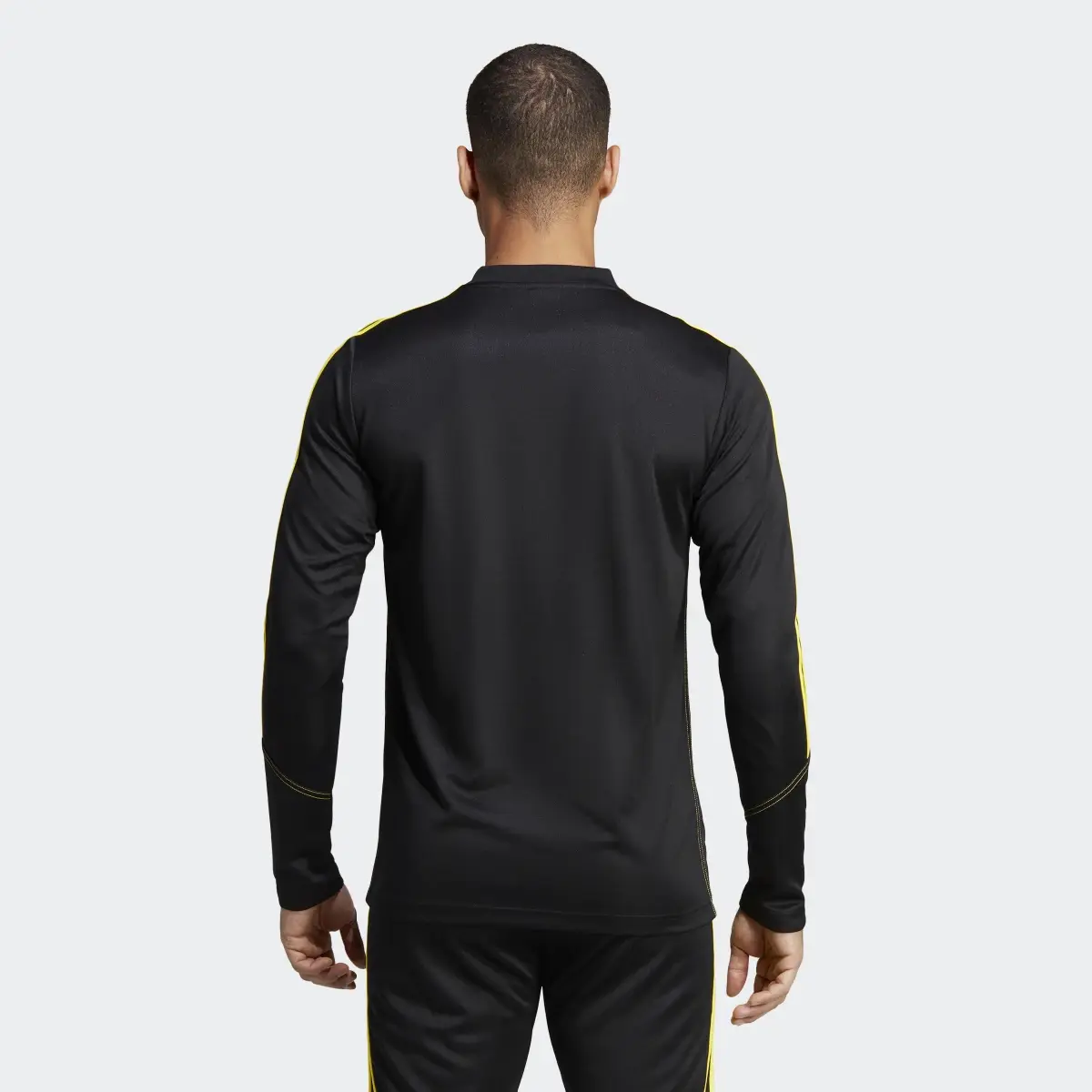 Adidas Tiro 23 Club Training Top. 3