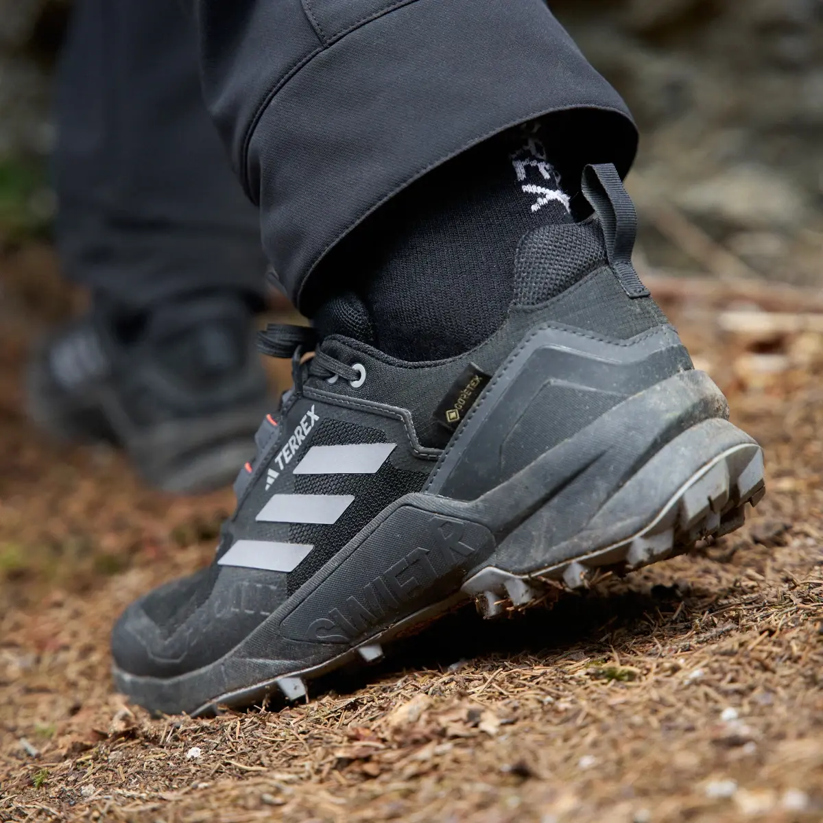 Adidas TERREX SWIFT R3 GORE-TEX AYAKKABI. 3