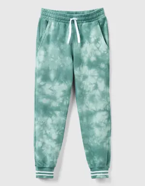 tie-dye sweatpants