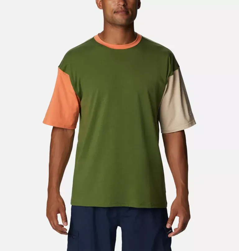Columbia Men's Deschutes Valley™ Colorblock T-Shirt. 1