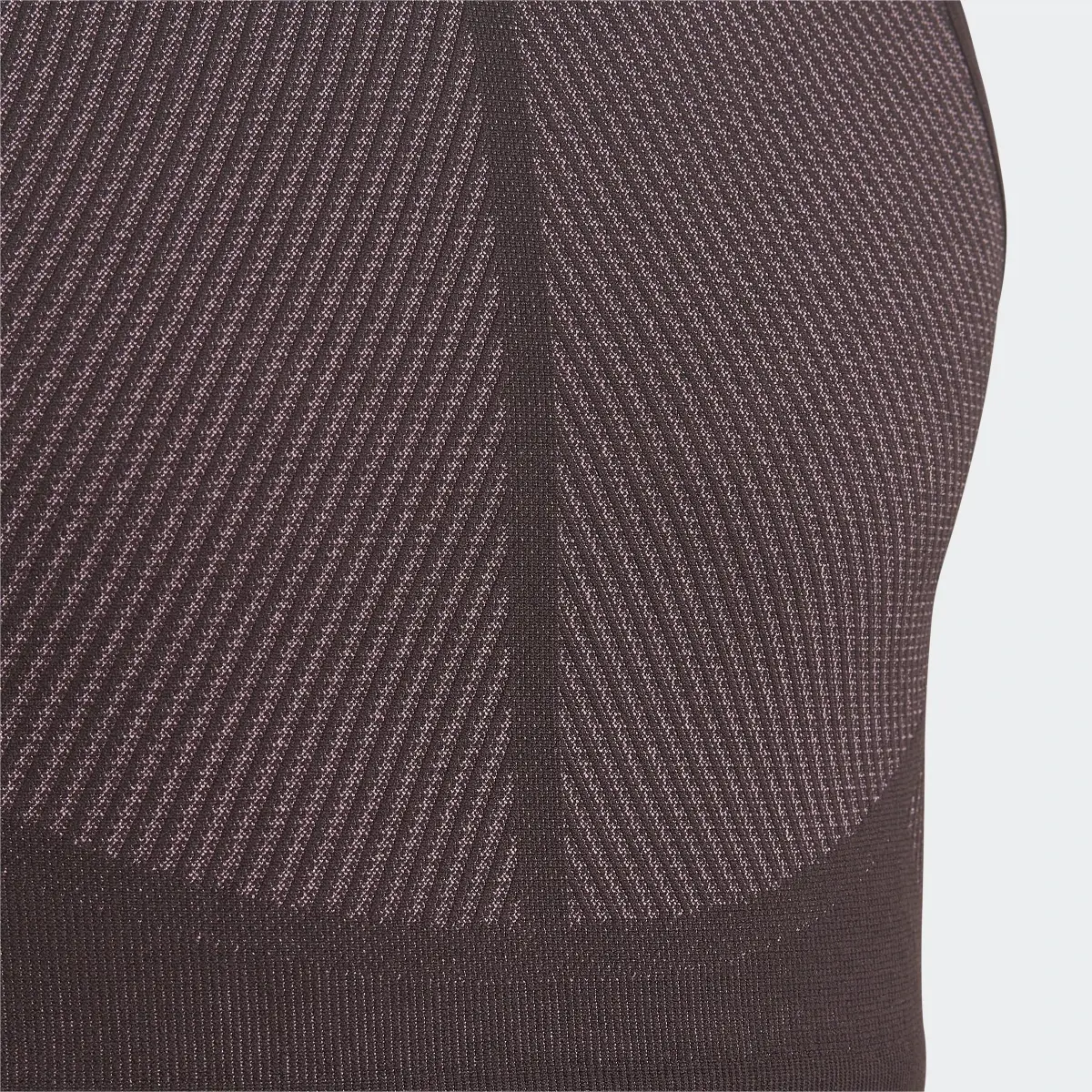 Adidas AEROKNIT Training Seamless Cropped Tank Top. 3