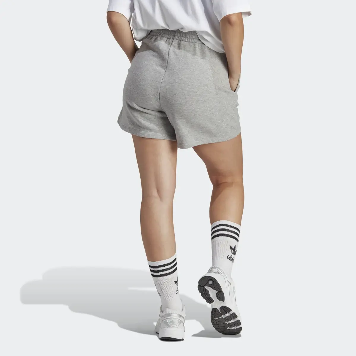 Adidas Adicolor Essentials French Terry Shorts. 2