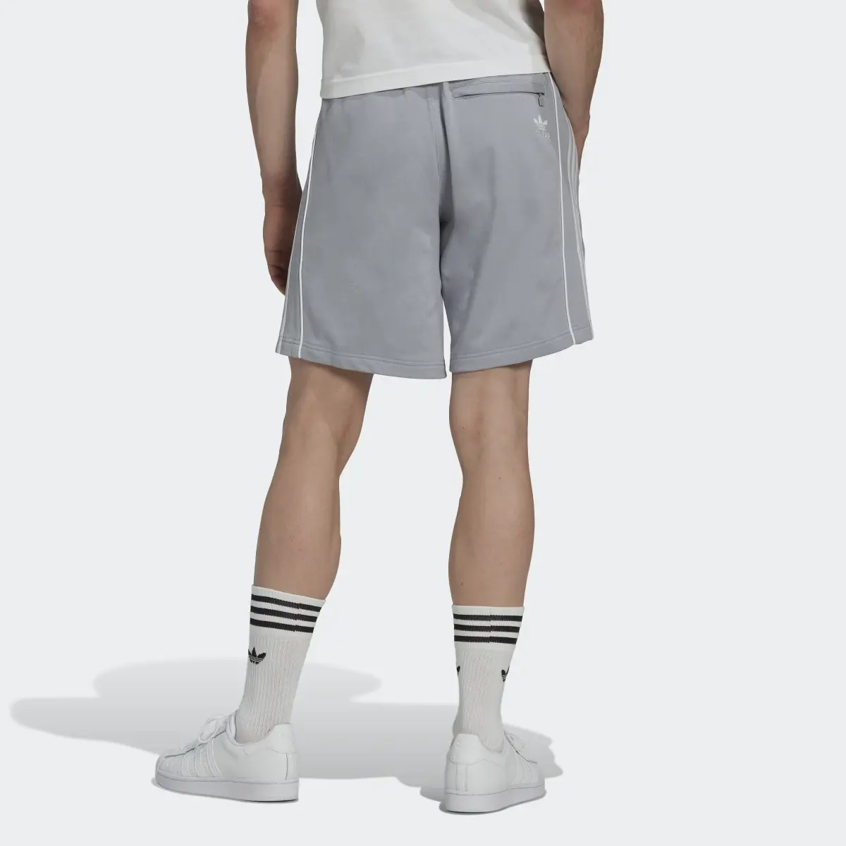 Adidas Rekive Shorts. 3