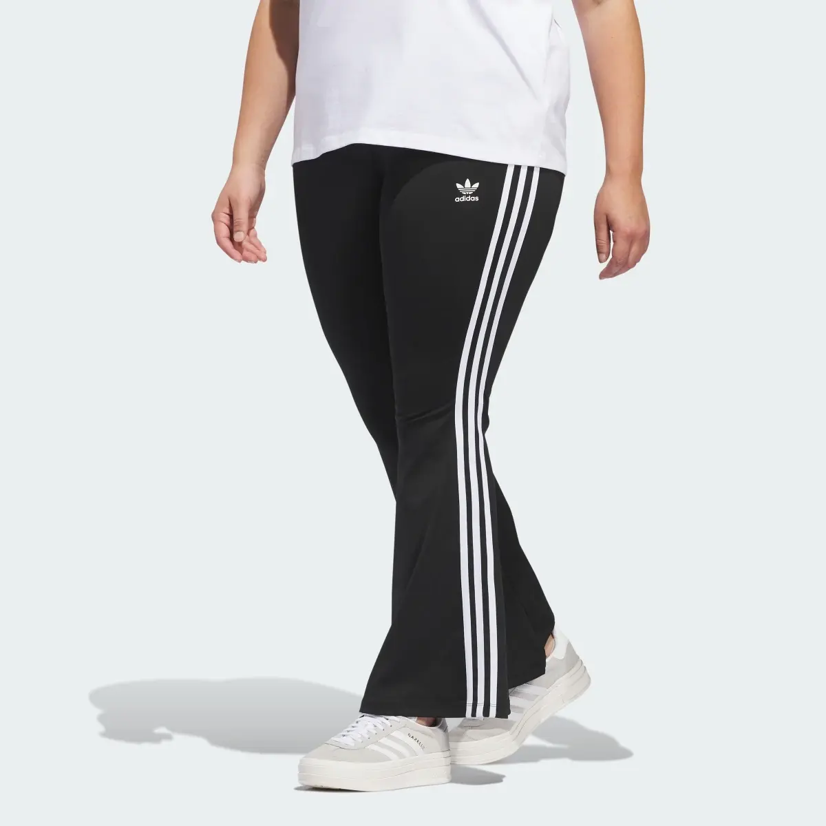 Adidas Flared Leggings – Große Größen. 1