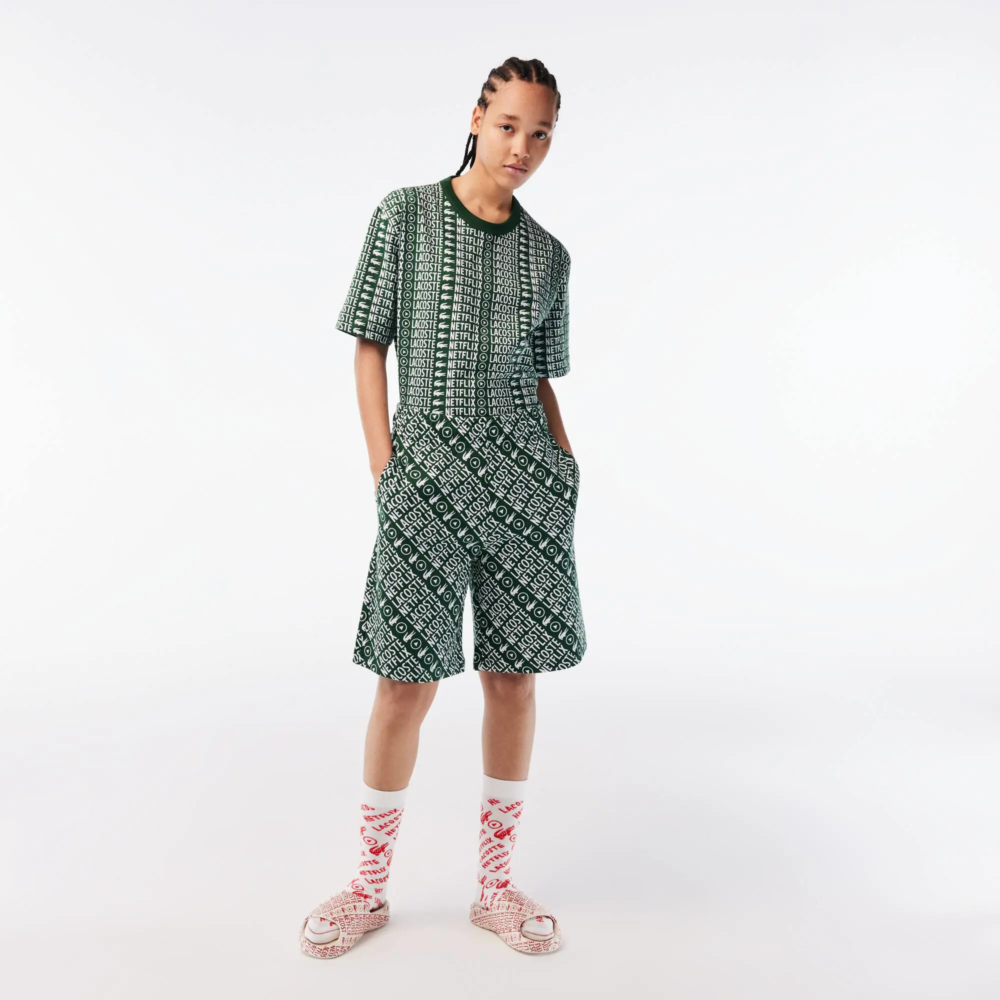 Lacoste Pantalón corto de mujer Lacoste × Netflix en algodón ecológico con estampado. 1