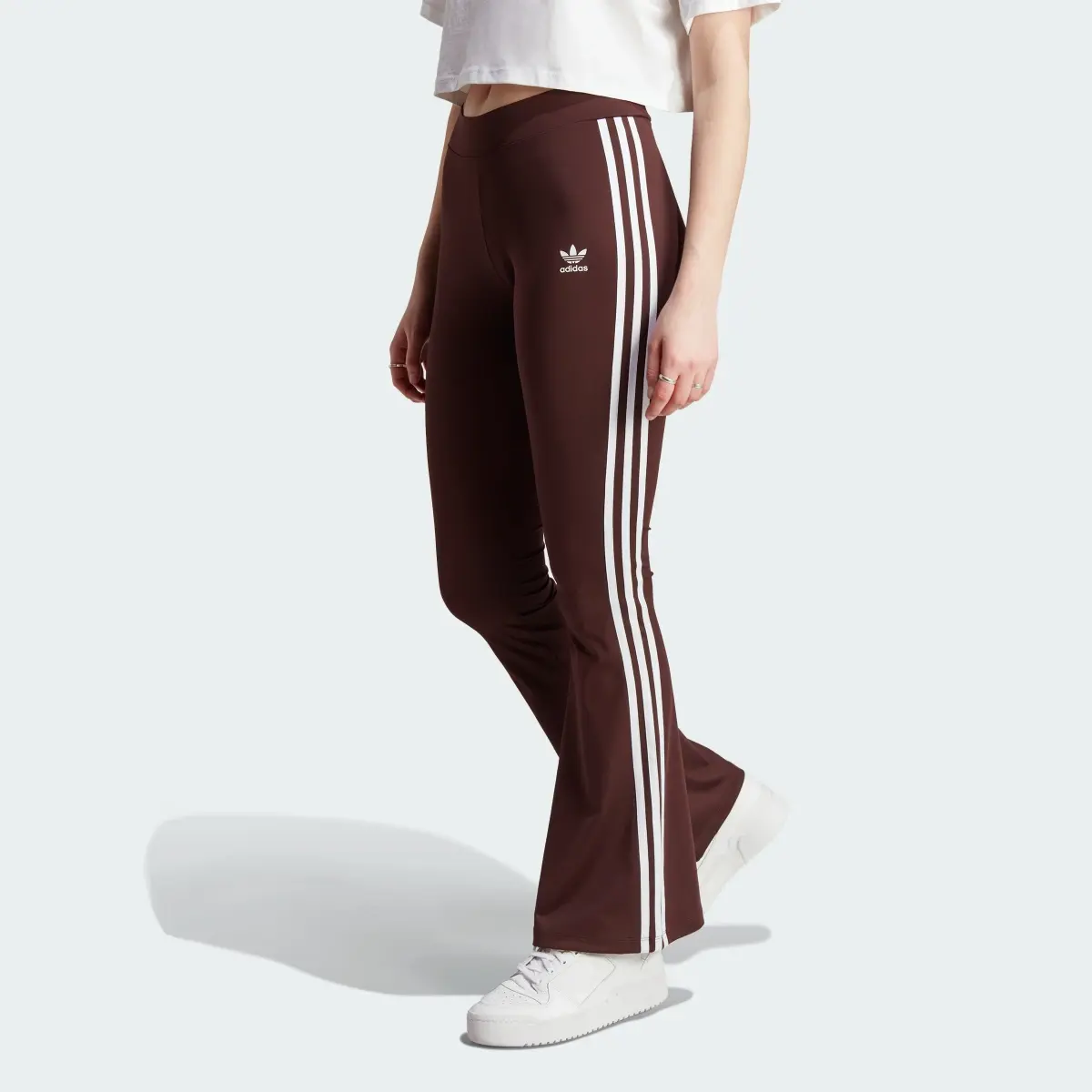 Adidas Leggings à Boca de Sino. 1