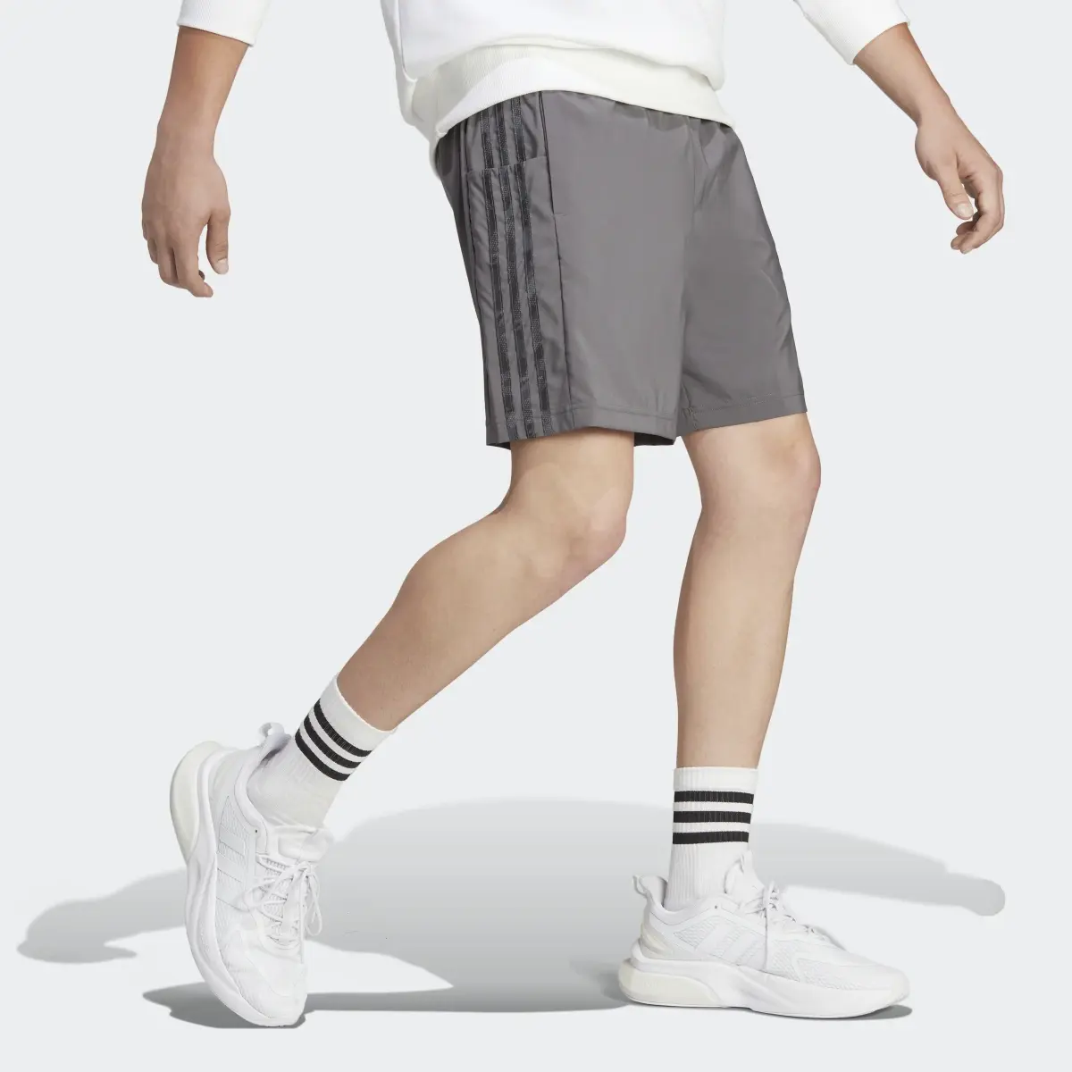 Adidas Short à 3 bandes AEROREADY Essentials Chelsea. 3