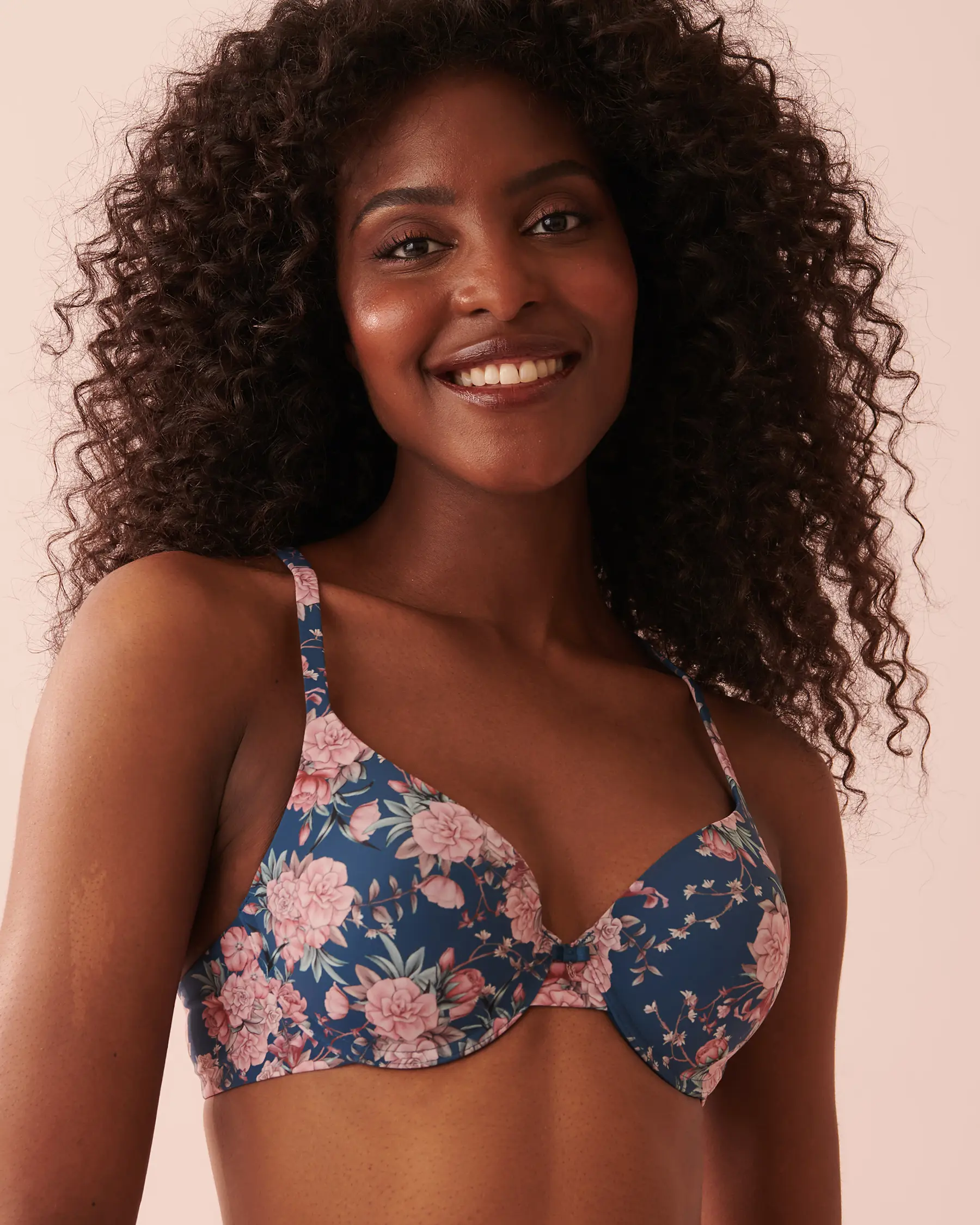 La Vie en Rose Lightly Lined Memory Foam Bra. 1