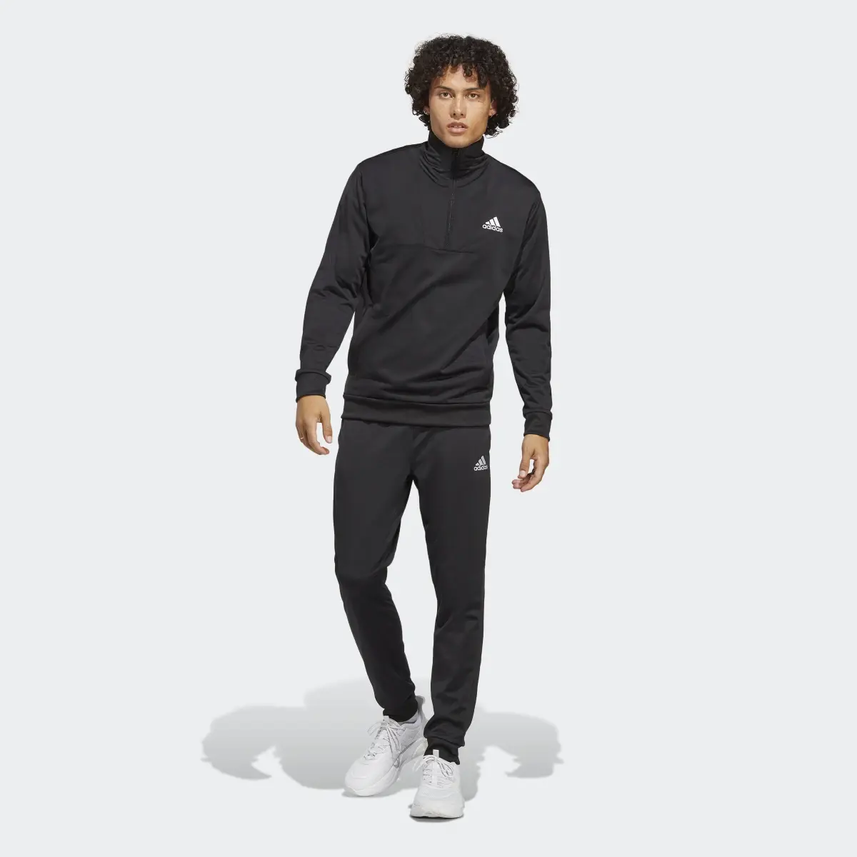 Adidas Survêtement en maille avec petit logo. 2