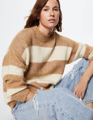 Sweter w paski oversize