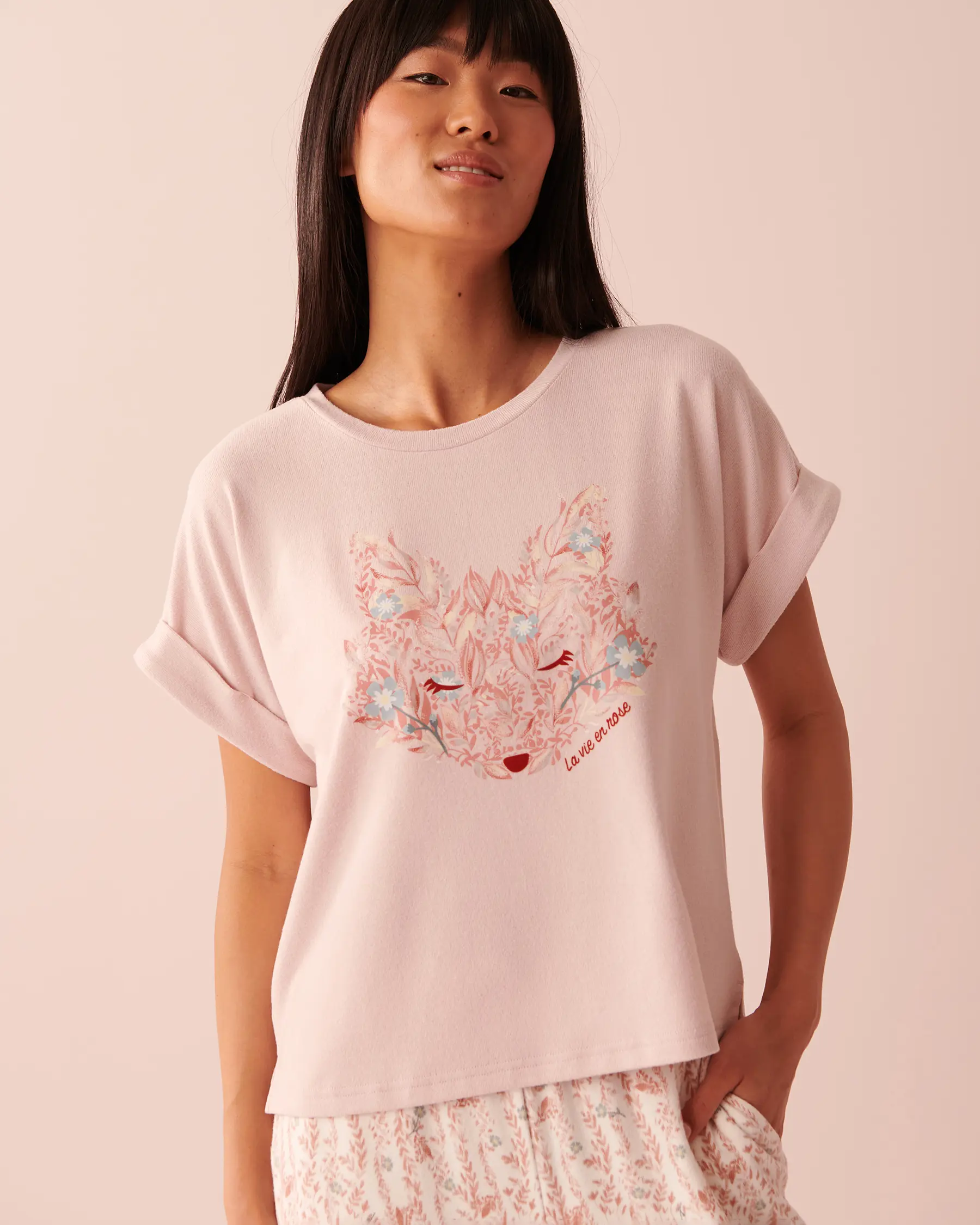 La Vie en Rose Recycled Fibers Crew Neck T-shirt. 1