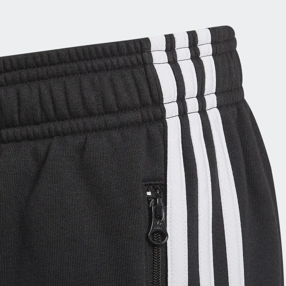 Adidas Joggers. 3