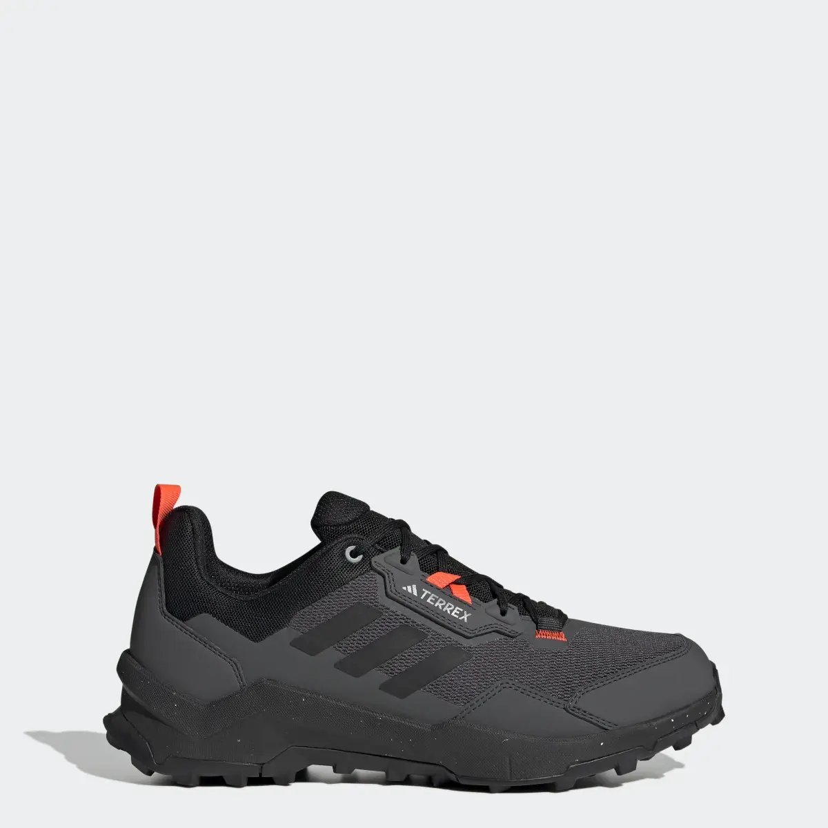 Adidas Terrex AX4 Wanderschuh. 1