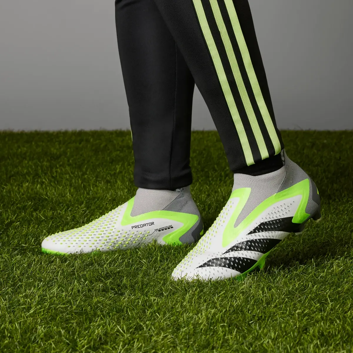 Adidas PREDATOR ACCURACY+ FG FUSSBALLSCHUH. 2