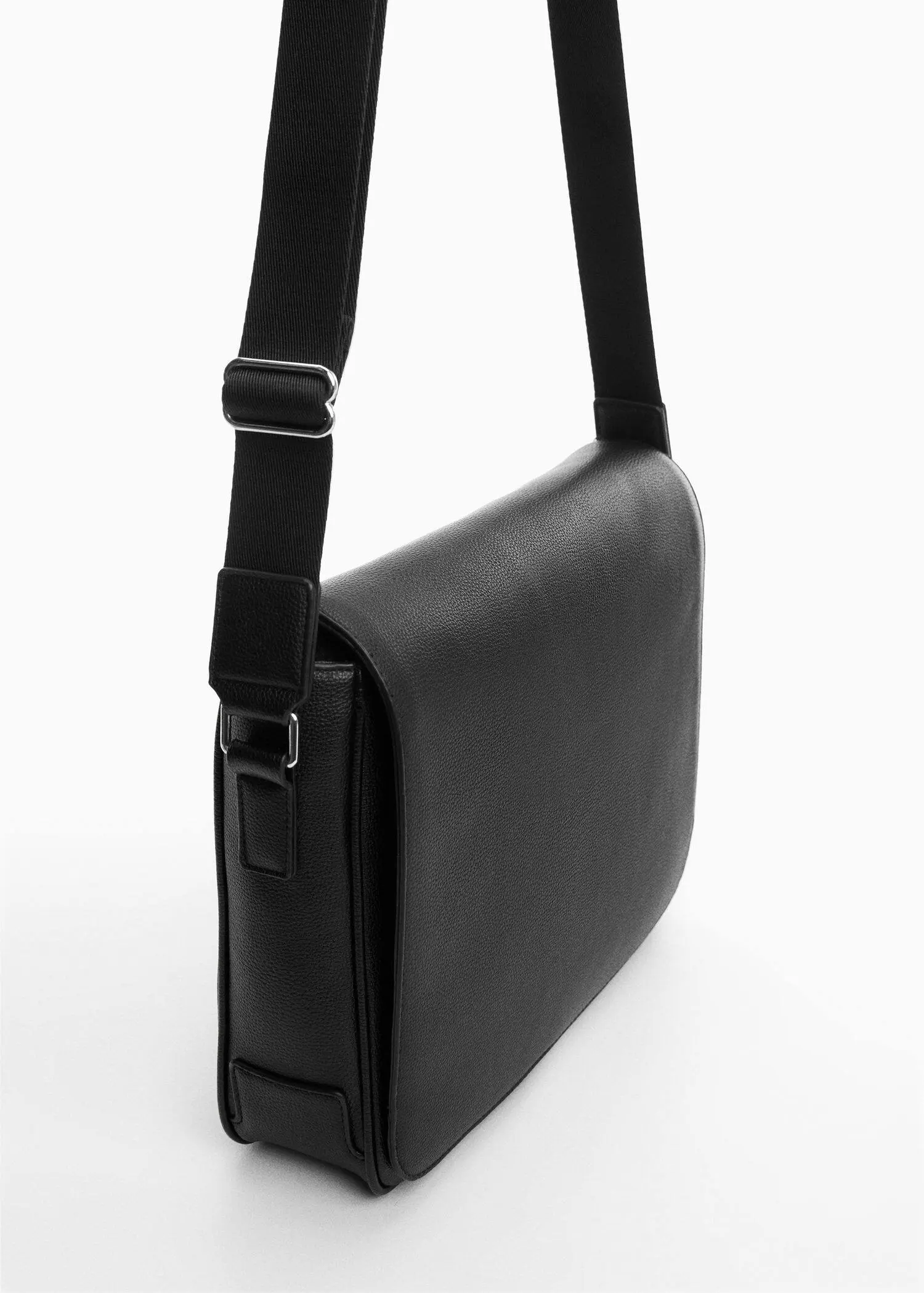 Mango Leather-effect shoulder bag. 1