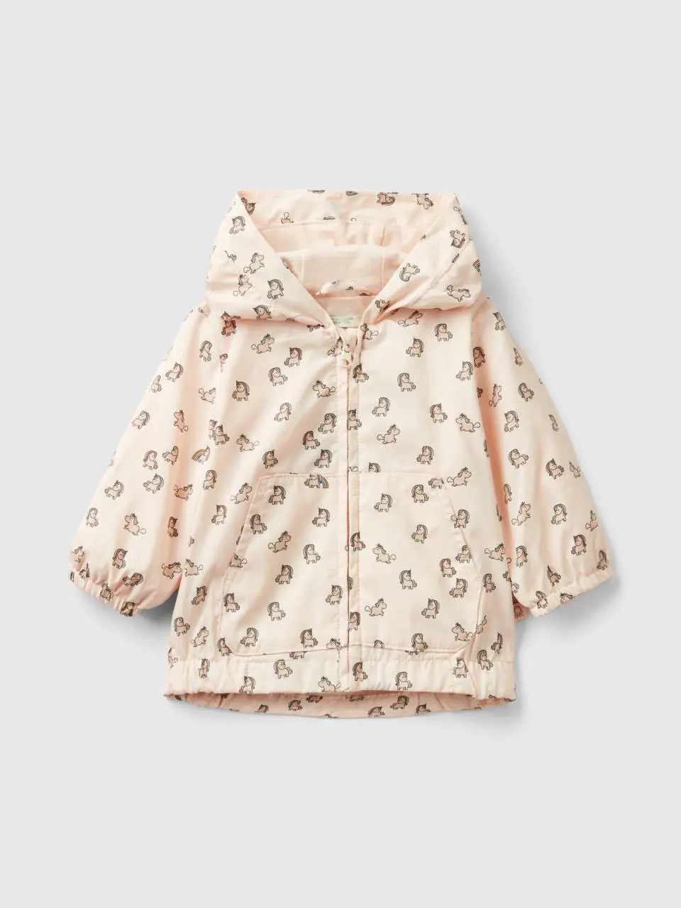 Benetton jacket with unicorn print. 1