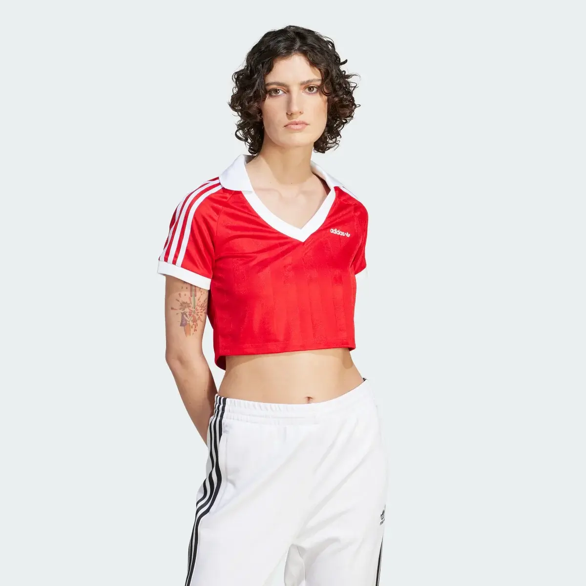Adidas T-shirt Football Crop. 2