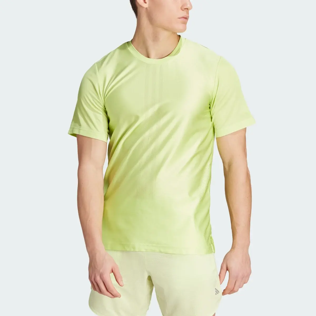 Adidas T-shirt HIIT Workout 3-Stripes. 1