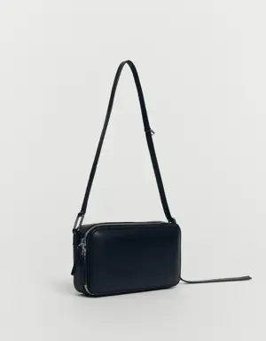 Rectangular leather handbag
