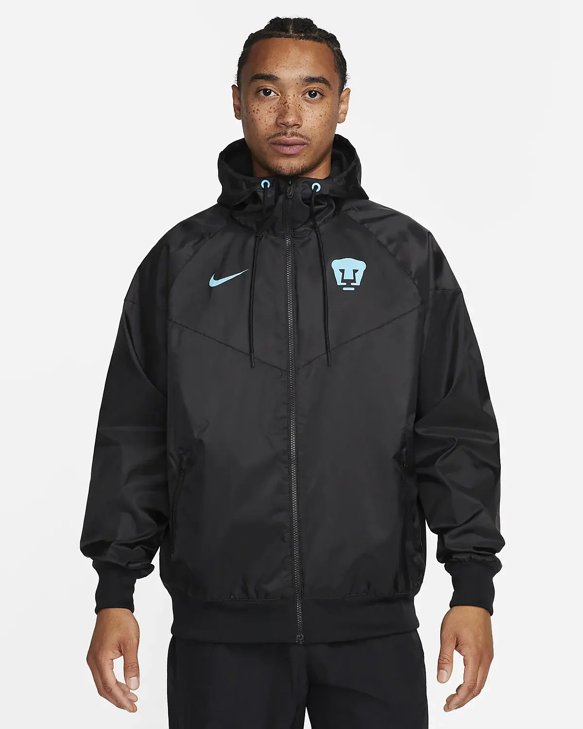 Nike Pumas UNAM Sport Essentials Windrunner alternativo. 1