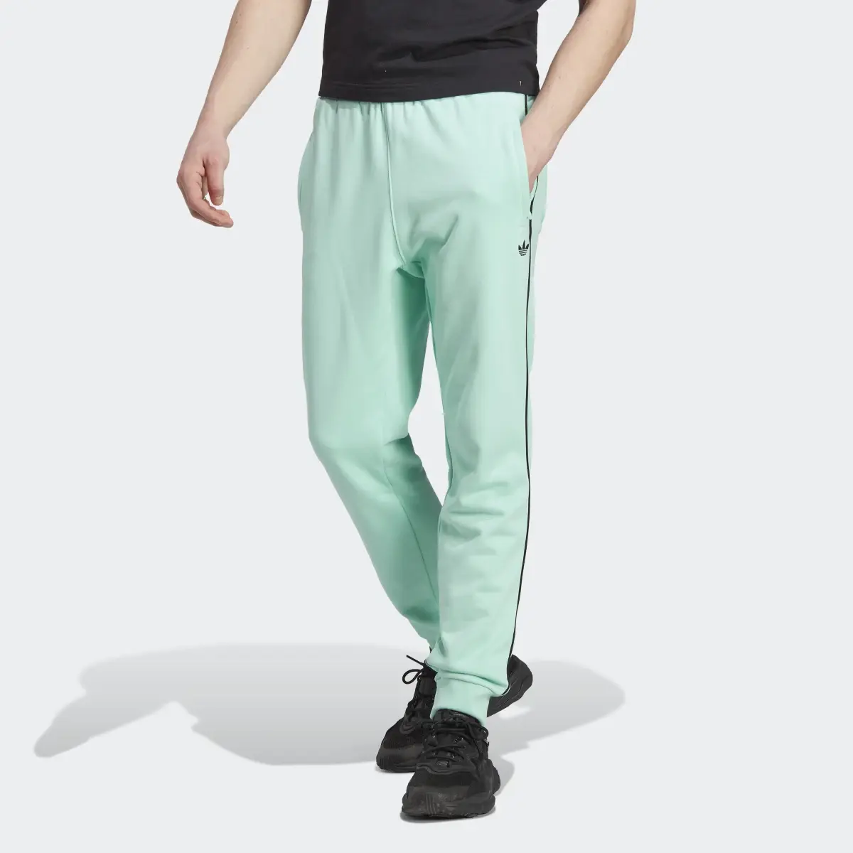 Adidas Adicolor Seasonal Archive Sweat Pants. 1