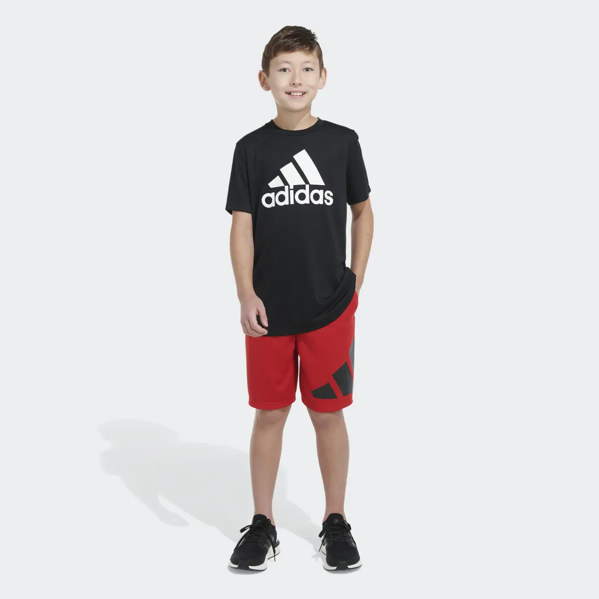 Adidas Essentials Side Logo Shorts. 1