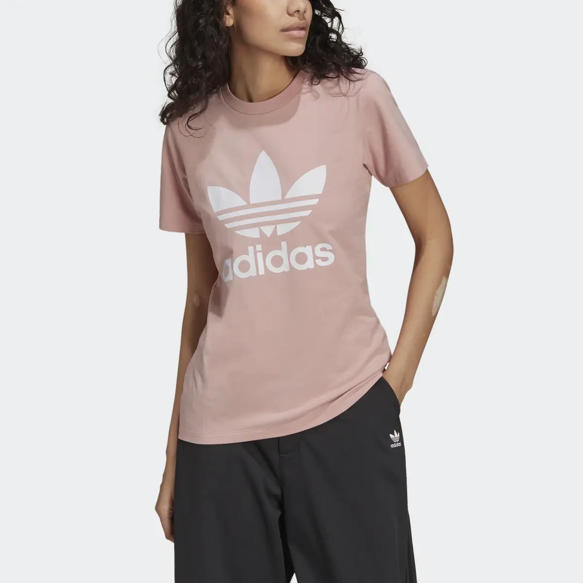 Adidas T-shirt adicolor Classics Trefoil. 1