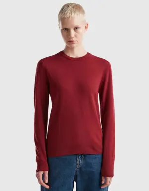 burgundy crew neck sweater in merino wool