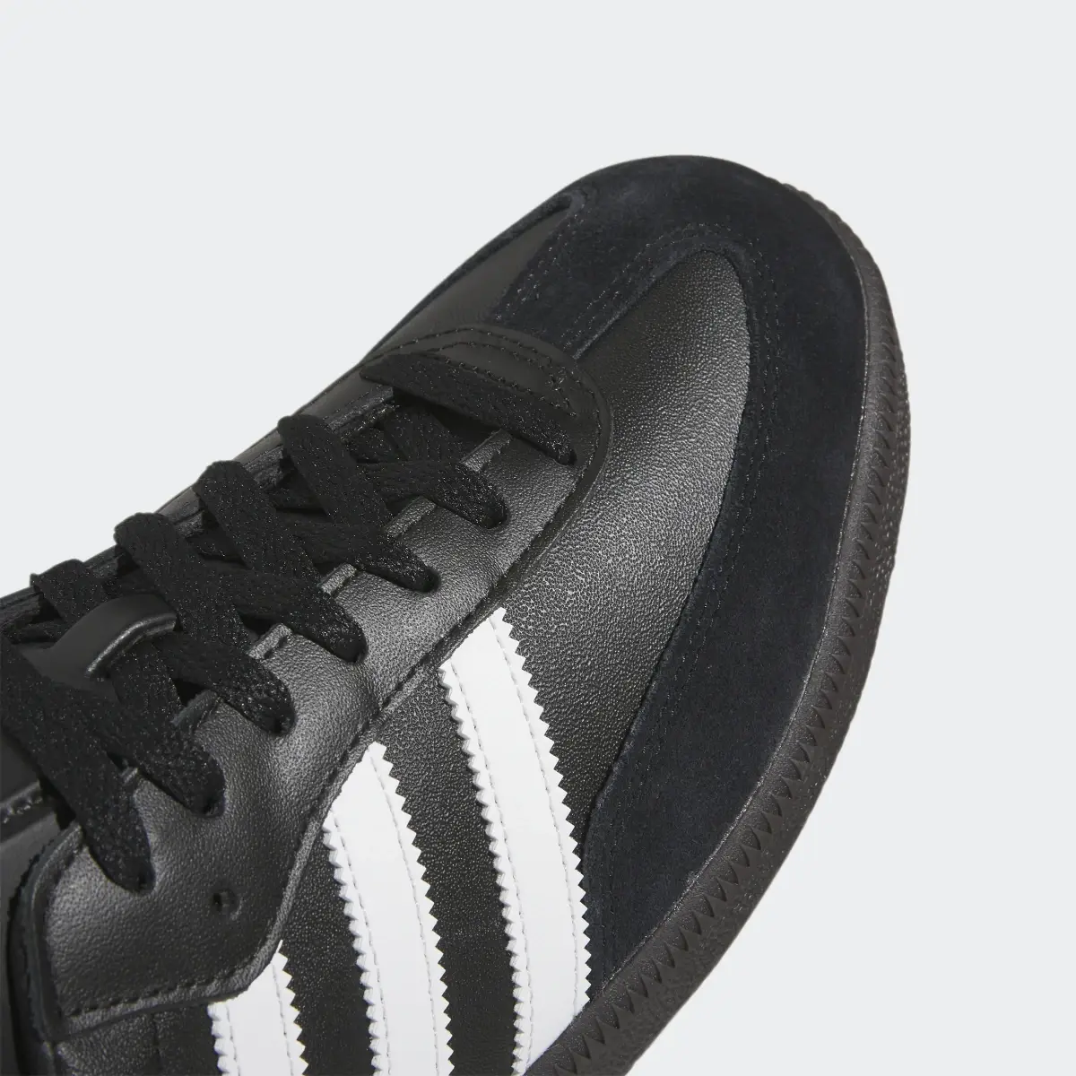 Adidas Scarpe Samba Leather. 2