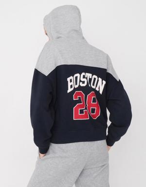 Arkası Boston Yazılı Kapüşonlu Sweatshirt