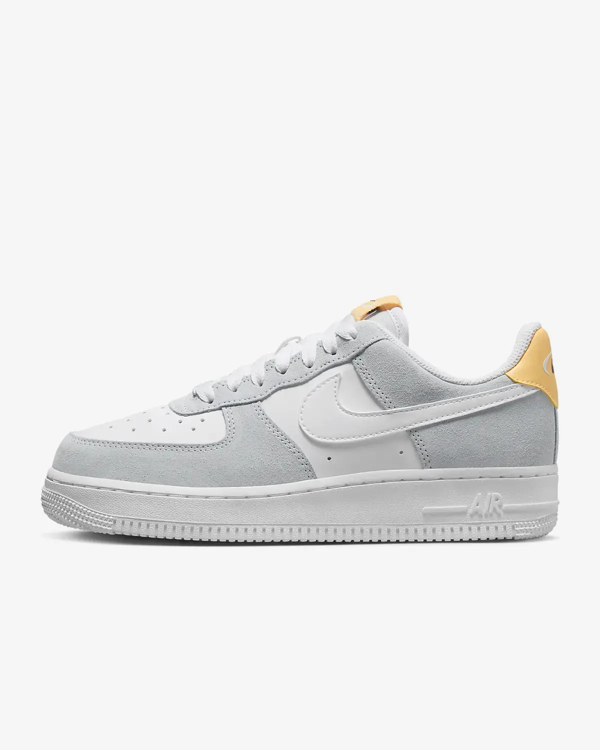 Nike Air Force 1 '07. 1