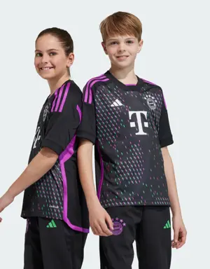 FC Bayern 23/24 Kids Deplasman Forması