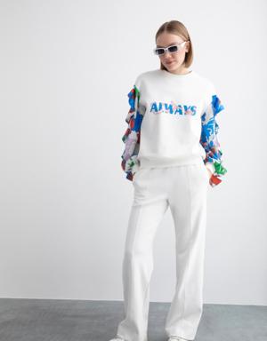 Comfortable Cut Knitted Sweatshirt With Always Lettering Printed Ecru Tracksuit