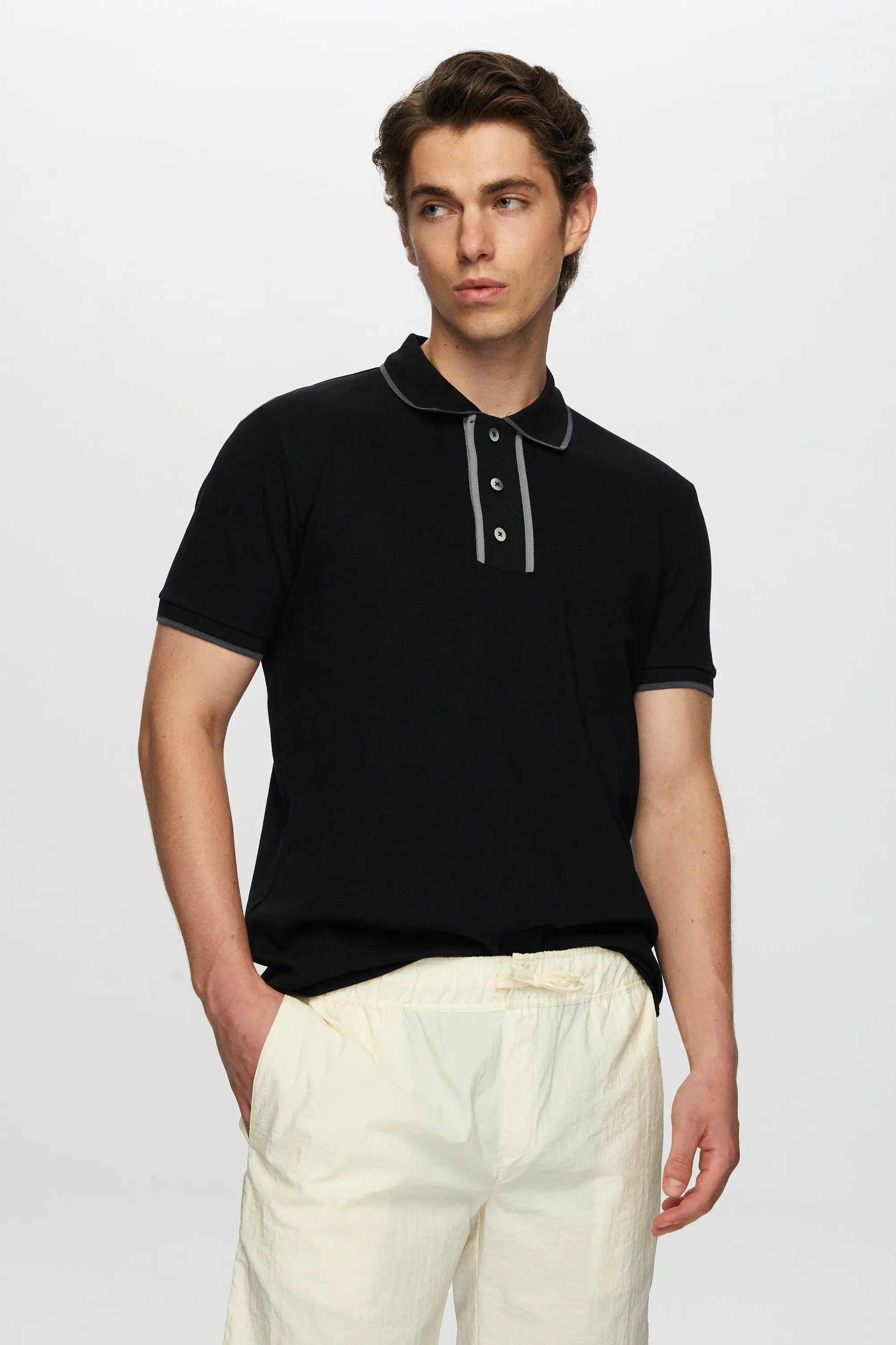 Damat Tween Tween Siyah Düğmeli Polo Yaka T-Shirt. 2