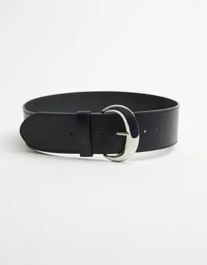 Oversized Crescent Waist Belt