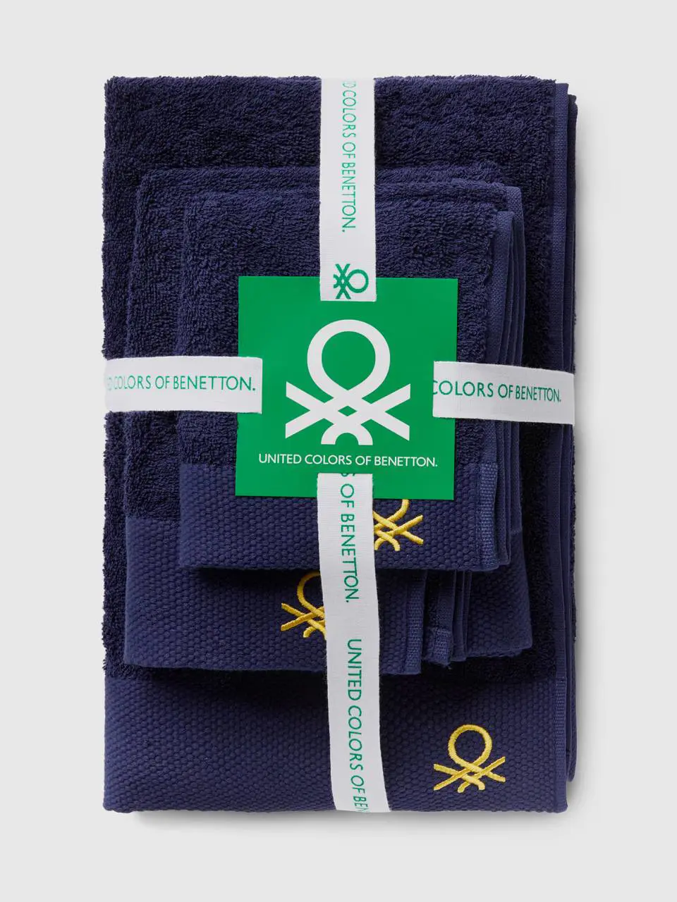 Benetton dark blue towel set in 100% cotton. 1