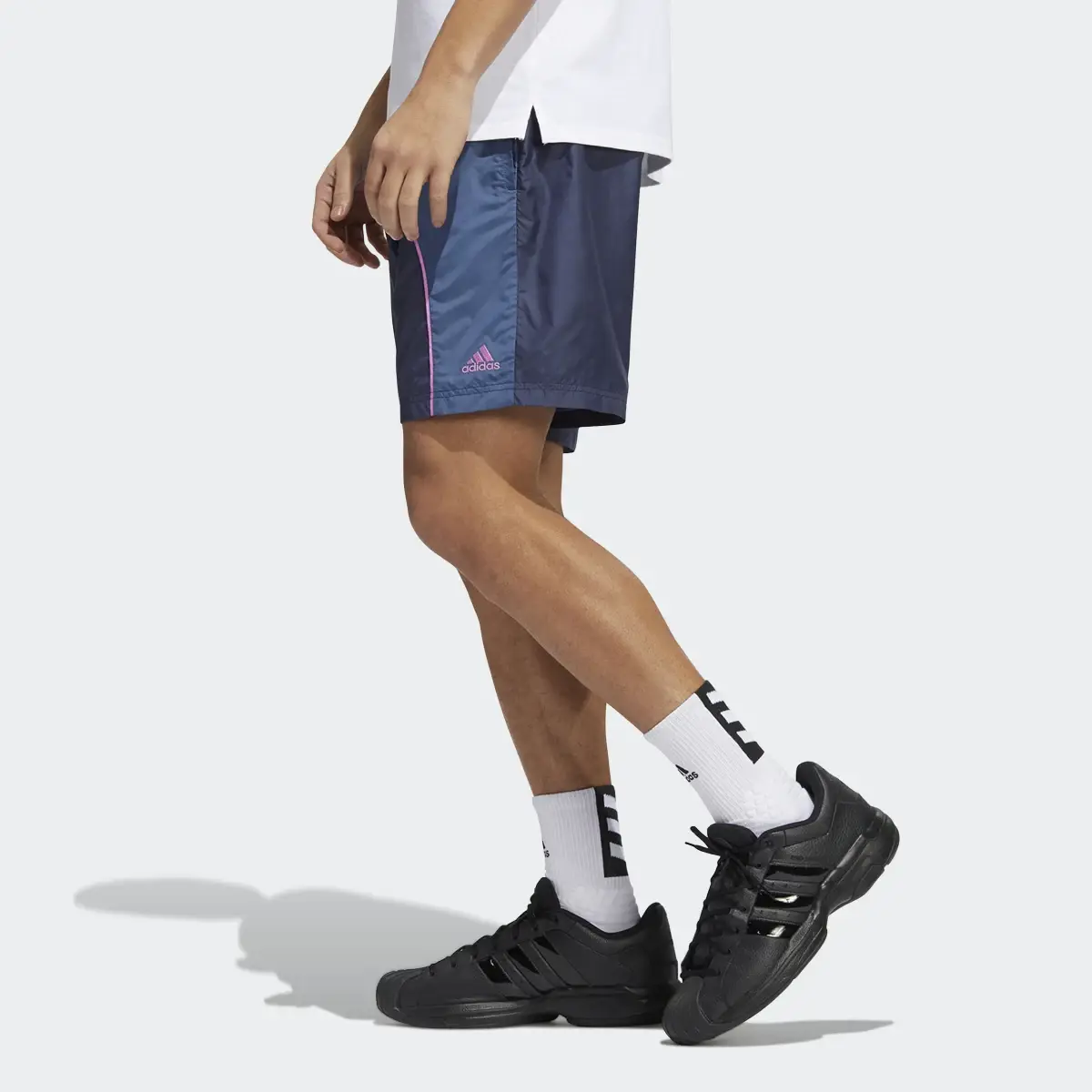 Adidas Shorts Trae. 2