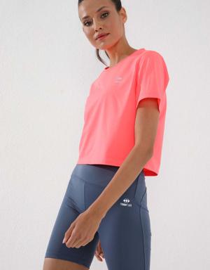 Neon Pembe Basic Kısa Kol Standart Kalıp O Yaka Kadın Crop Top T-Shirt - 97143