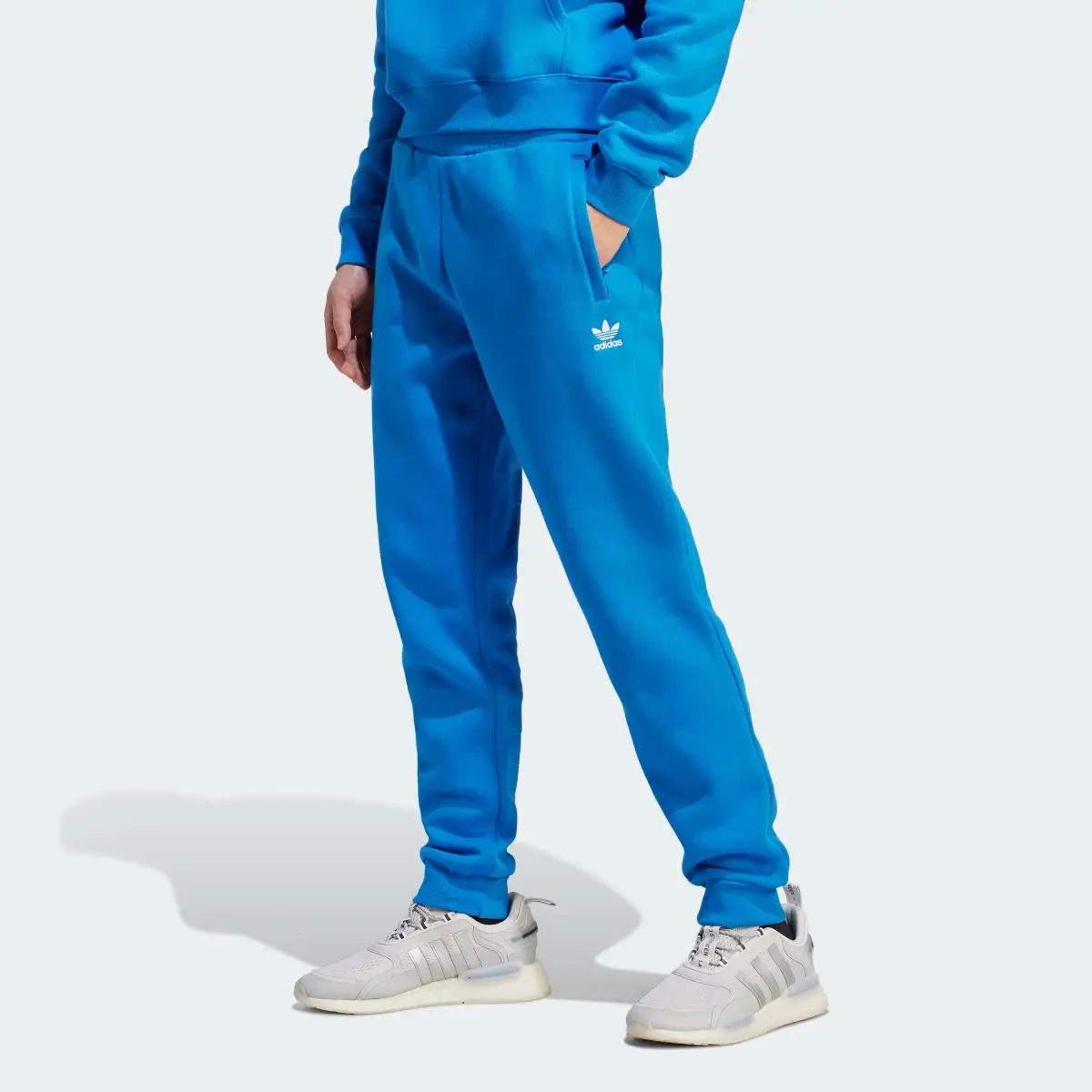 Adidas Trefoil Essentials Pants. 1