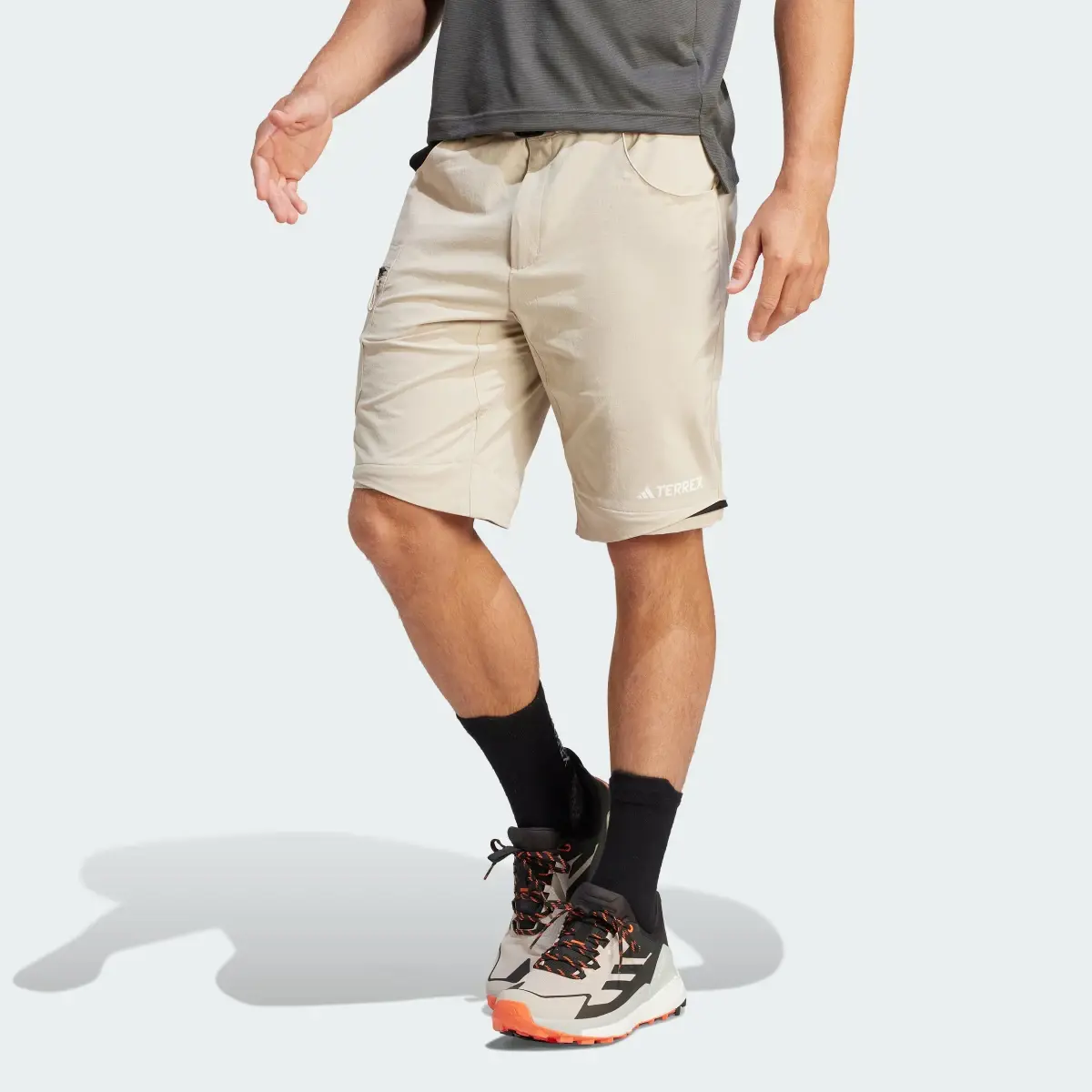 Adidas Pantalón Terrex Utilitas Hiking Zip-Off. 2