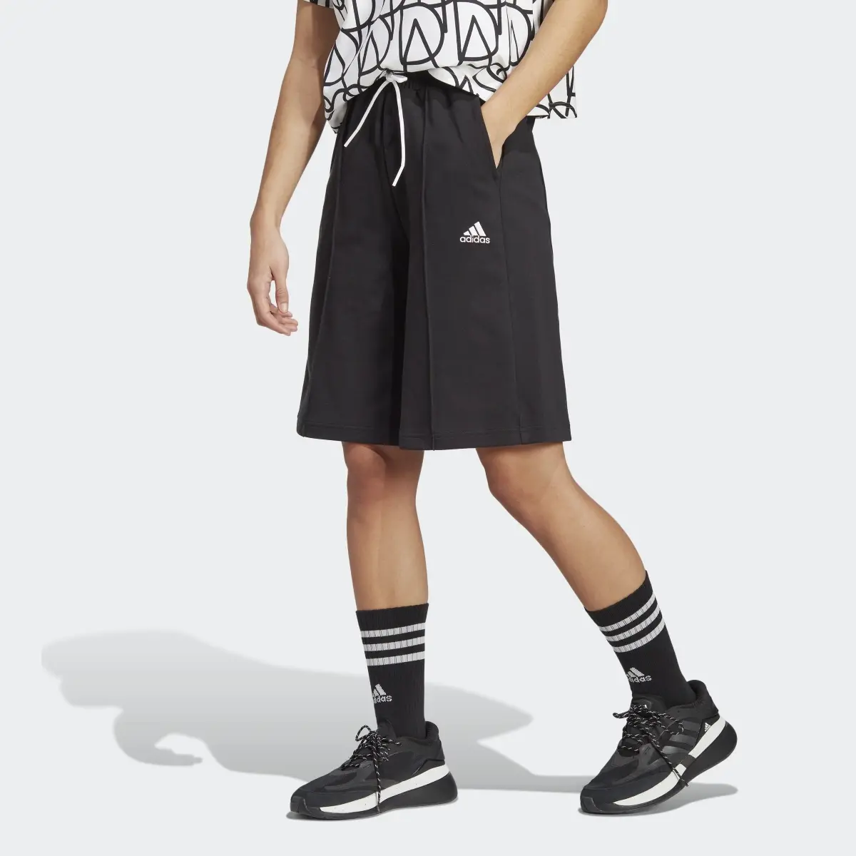 Adidas Pantaloni culotte adidas Allover Graphic. 1