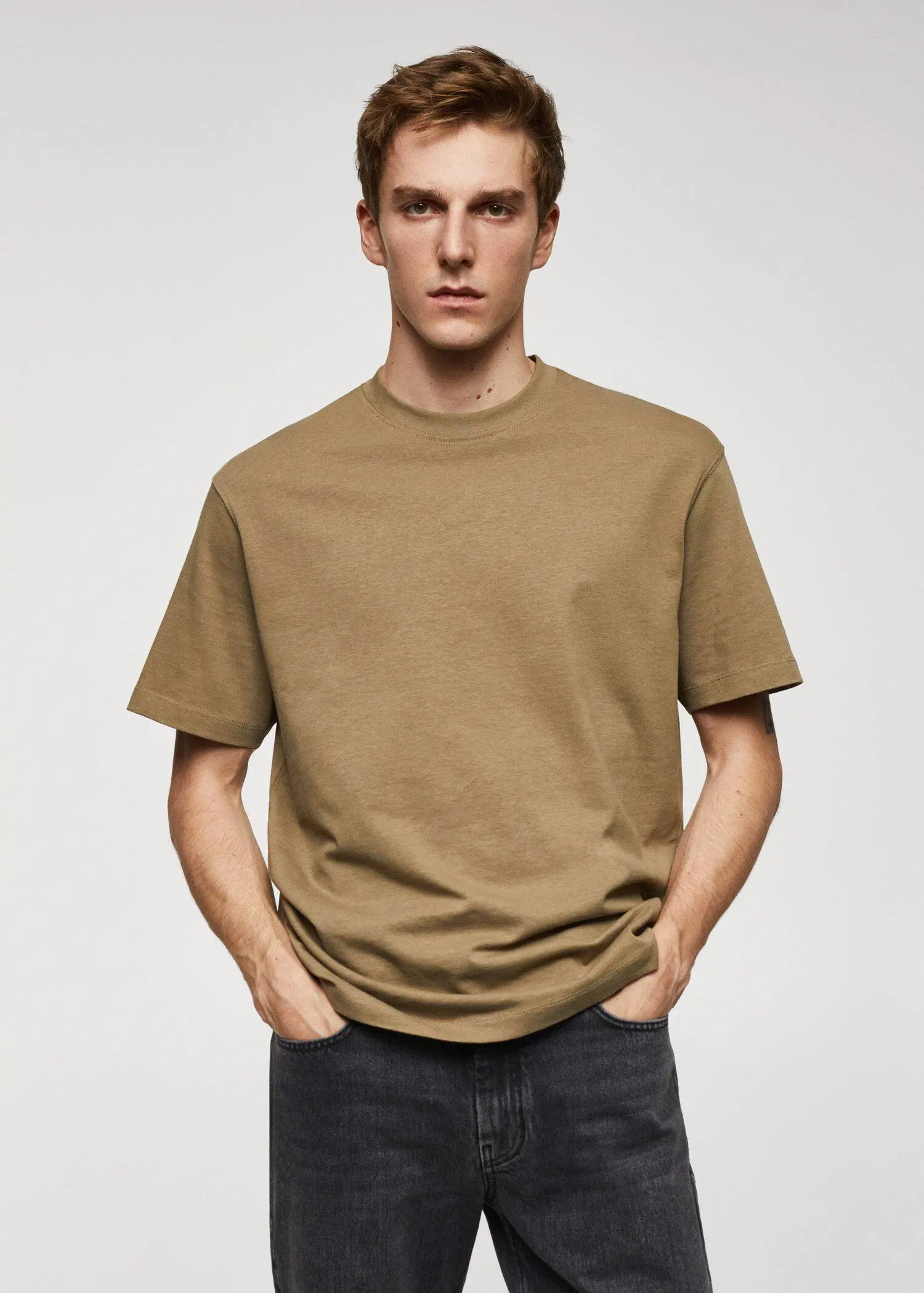 Mango Basic 100% cotton relaxed-fit t-shirt. 1